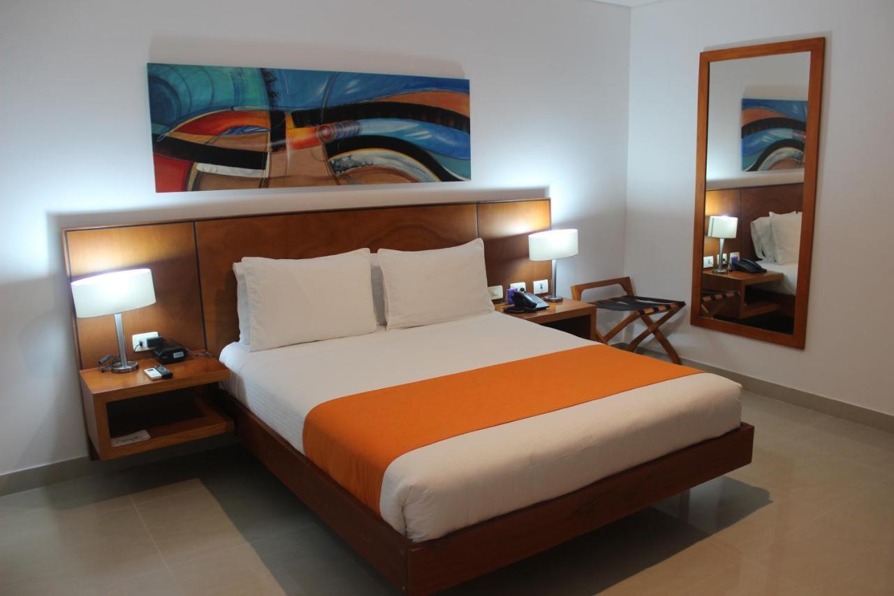 Hotel Atrium Plaza Barranquilla  Esterno foto