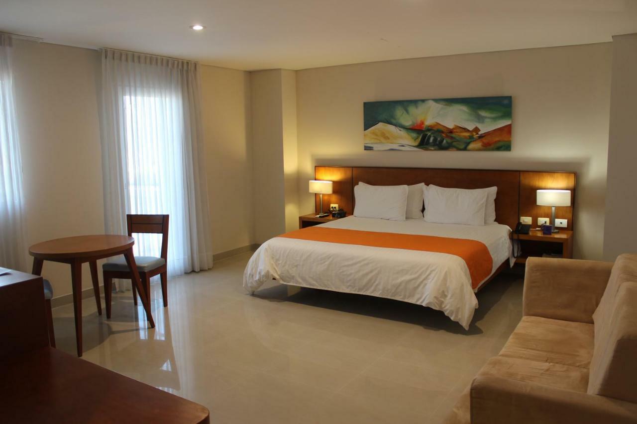 Hotel Atrium Plaza Barranquilla  Esterno foto